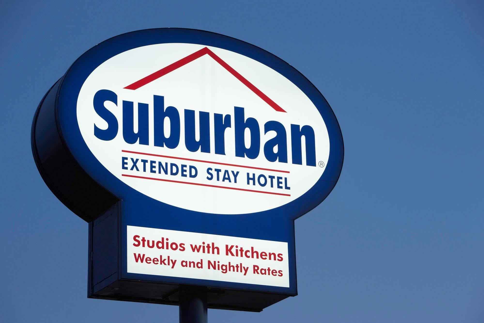 Quality Inn & Suites Estevan Экстерьер фото